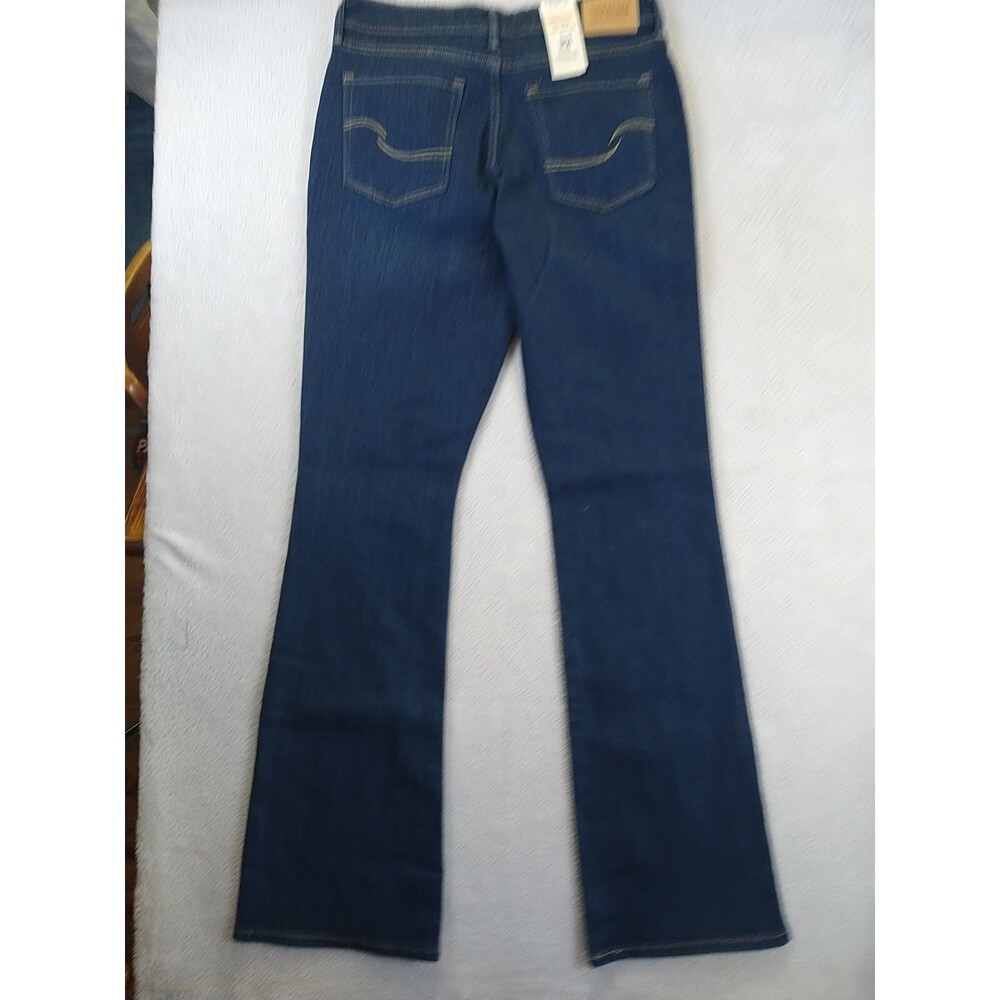 Signature Levi Strauss Mid Rise Bootcut Jeans Women's 6M 28x32 Blue Denim NWT